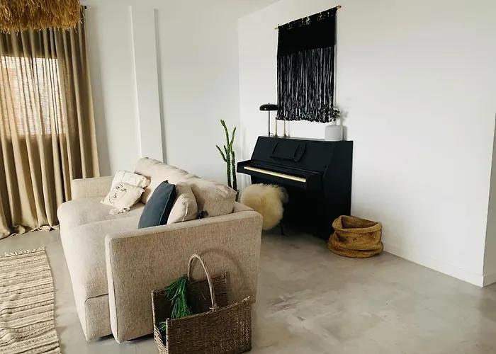 3 Bedroom Ocean Shore Appartement