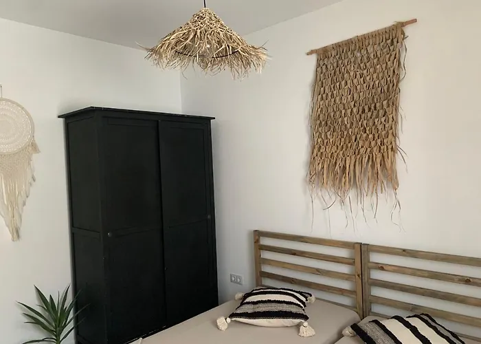 3 Bedroom Ocean Shore * Puerto de Santiago (Tenerife)