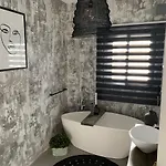3 Bedroom Ocean Shore