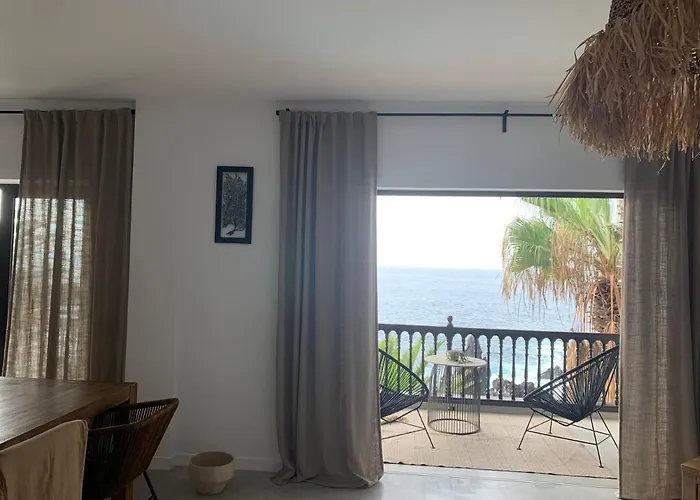Апартаменты 3 Bedroom Ocean Shore Пуэрто-де-Сантьяго