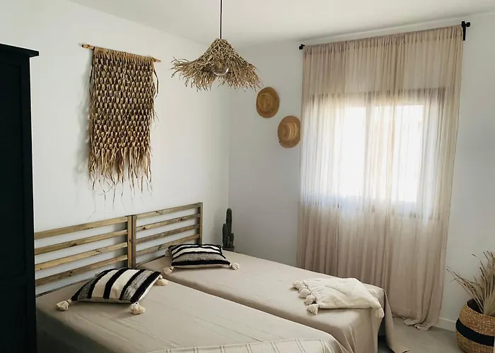 3 Bedroom Ocean Shore