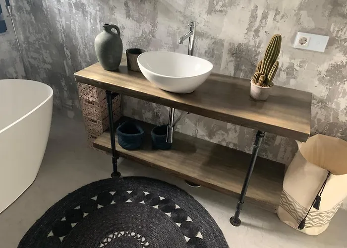 3 Bedroom Ocean Shore Apartament Puerto de Santiago (Tenerife)